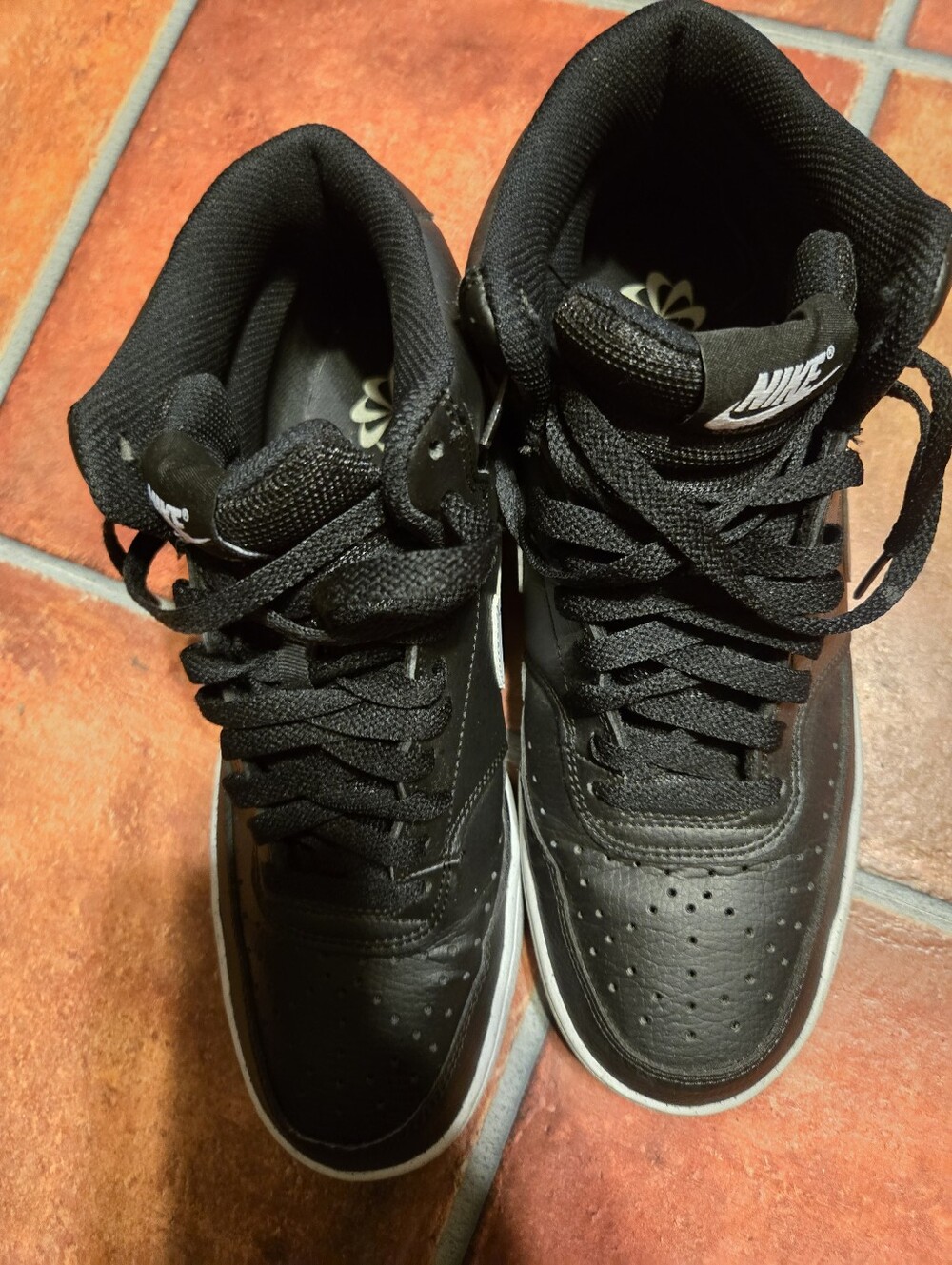 Nike Men’s Black High-Top Sneakers